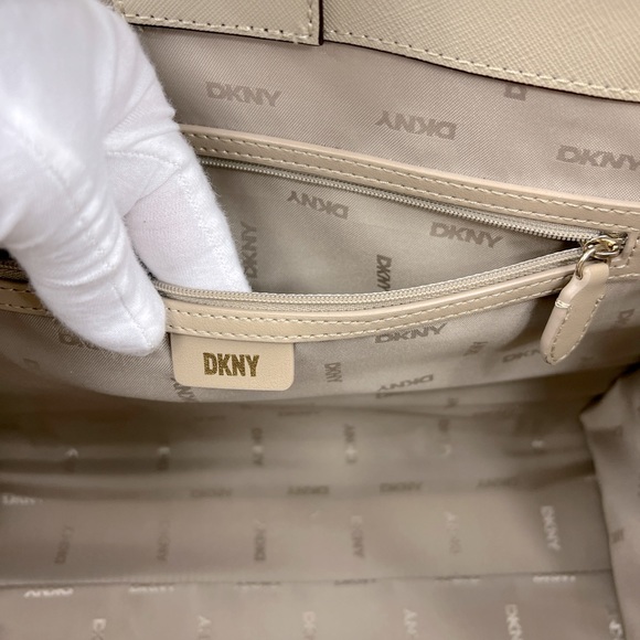 DKNY “CARLITA MD TOTE” BAG, BEIGE WITH BROWN LOGO ALL OVER WITH SHOULDER STRAP - Picture 7 of 16